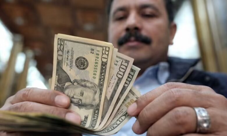 تحويلات المصريين بالخارج تدعم الاقتصاد المصري